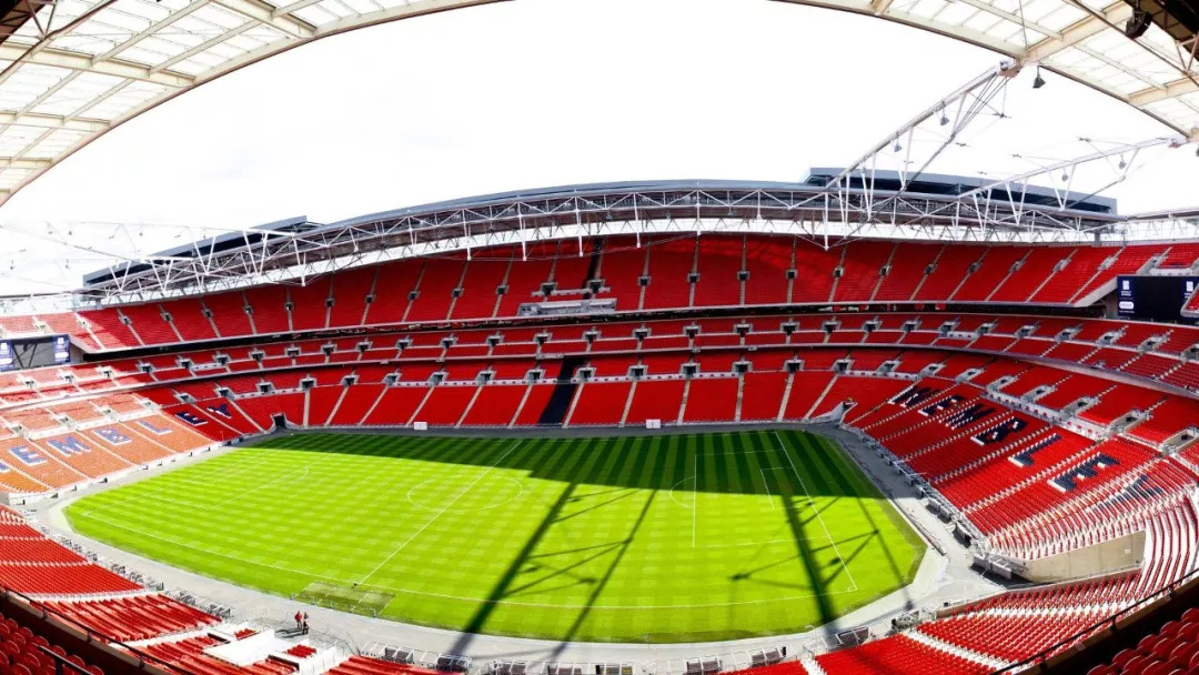  热刺新球场首迎欧冠淘汰赛  