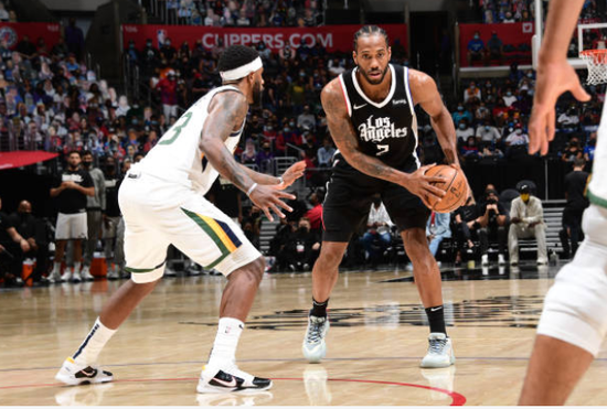  保罗16助攻太阳轻取开拓者  